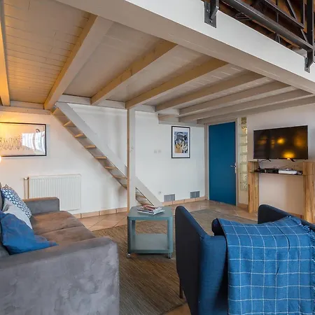 Guestready- Typical Croix-roussien Flat