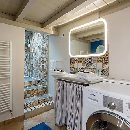 Guestready- Typical Croix-roussien Flat