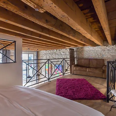 Guestready- Typical Croix-roussien Flat Apartment *